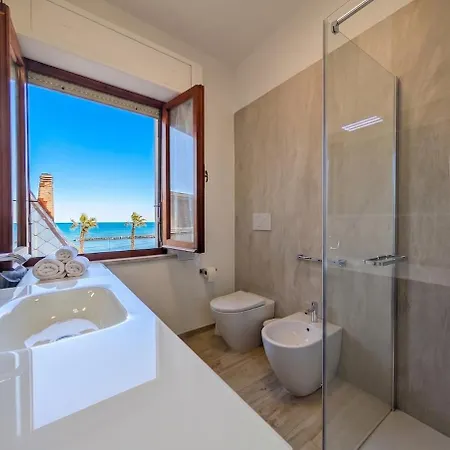 -fronte Mare- Ac Wifi 3 Posti Letto Apartamento